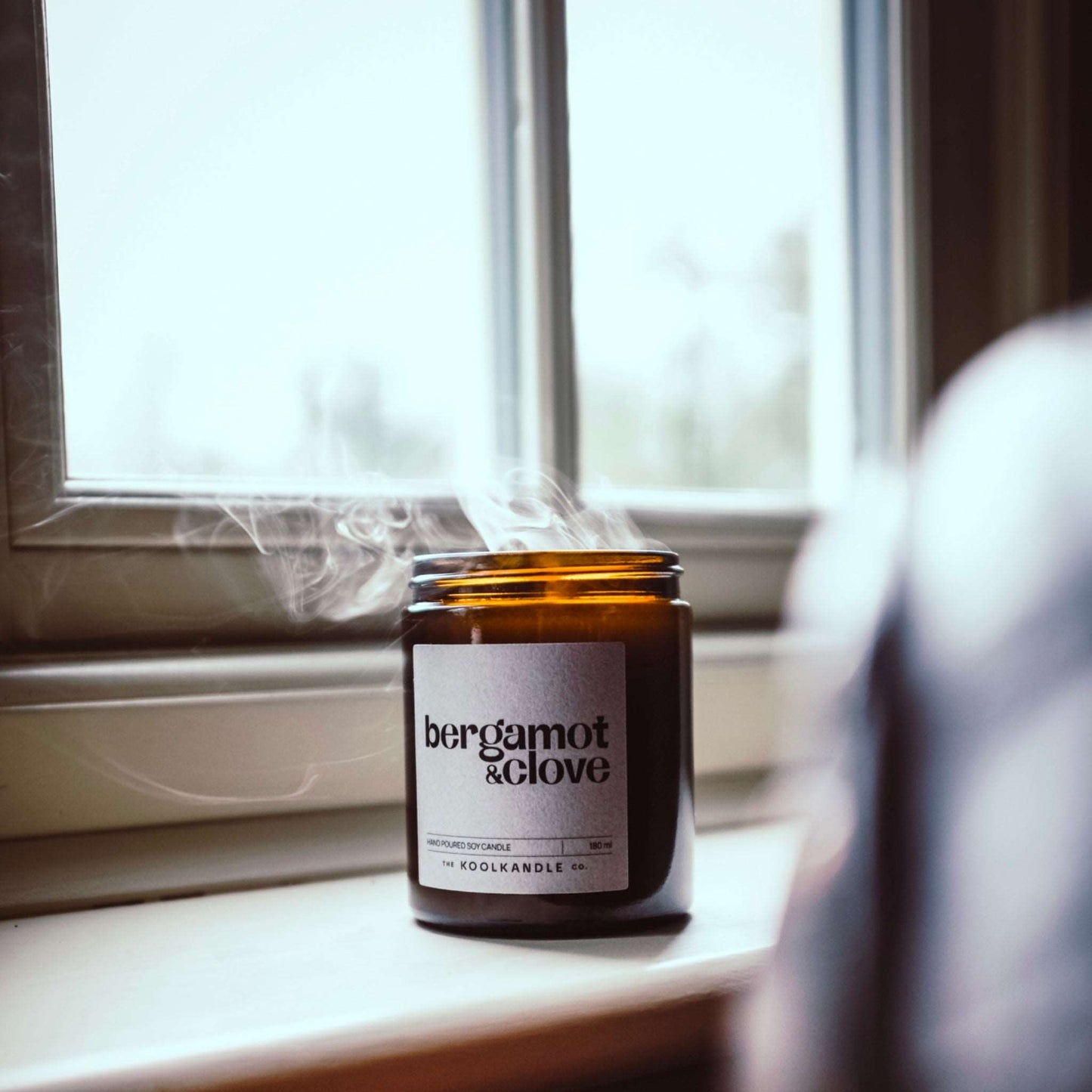 Bergamot & Clove Candle – Aromatic Soy Wax Candle for Relaxation & Home Decor