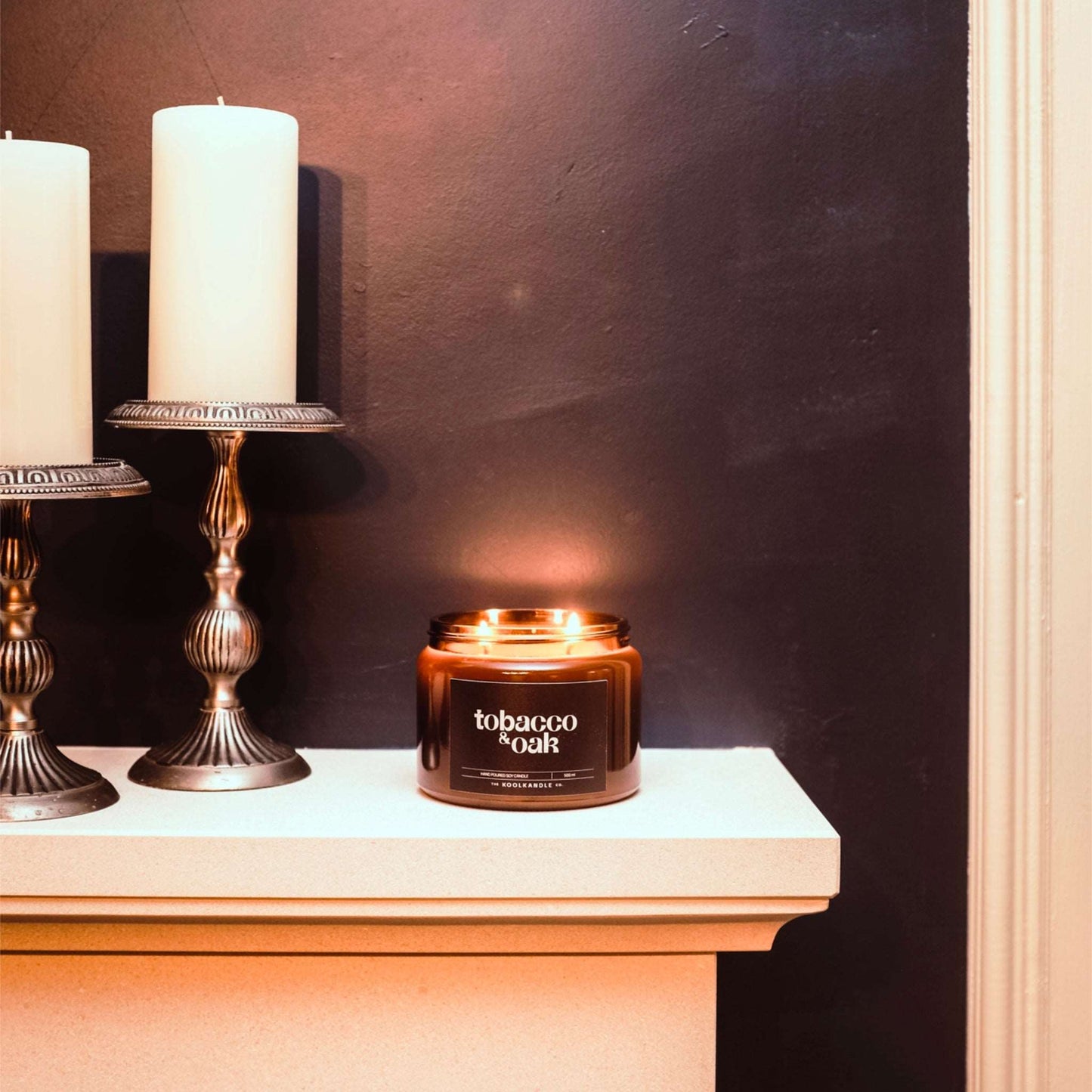 Tobacco & Oak Candle – Warm and Woody Soy Wax Candle for a Rich, Earthy Aroma