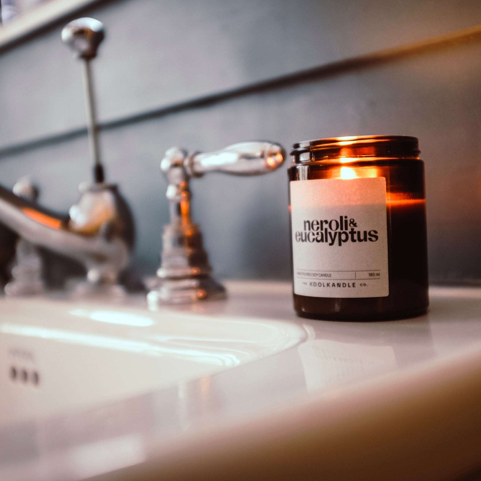 Neroli & Eucalyptus Candle – Relaxing Floral & Herbal Aromatic Soy Wax Candle for Home
