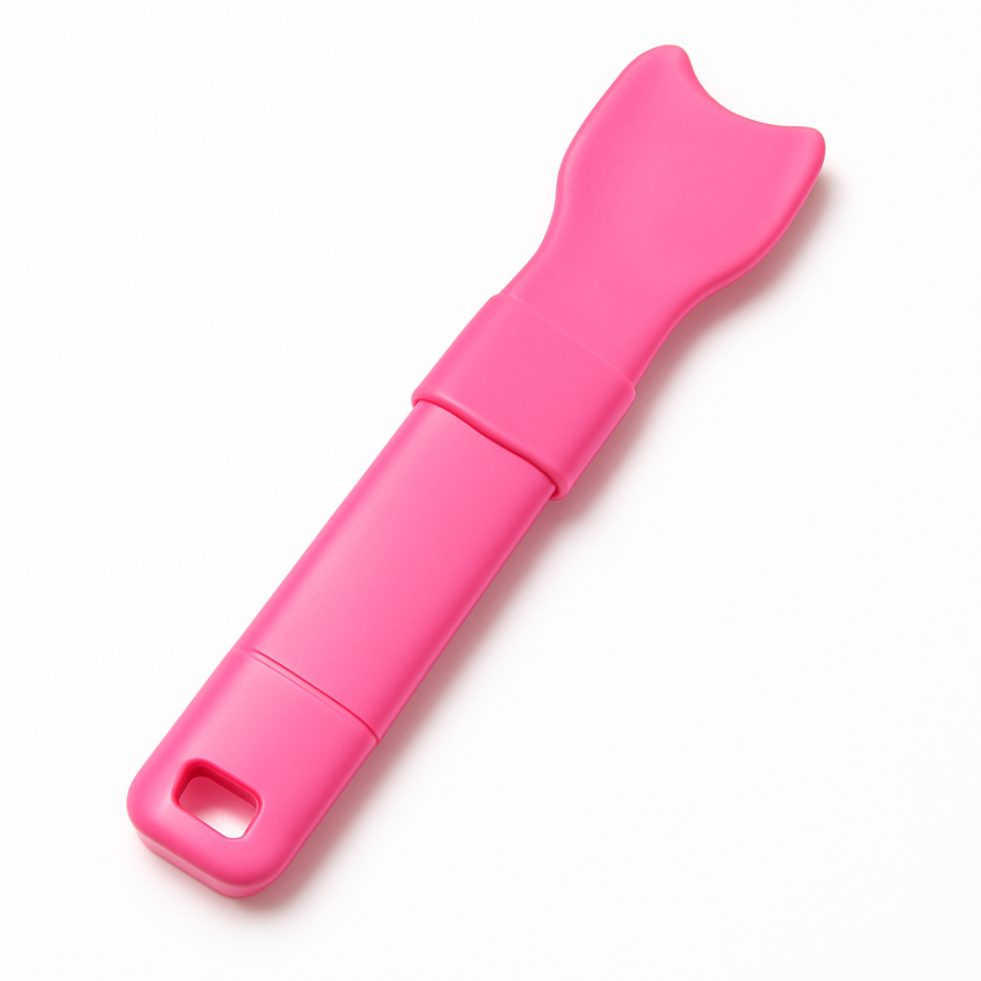 Pet Squeeze Spoon Feeder – Mess-Free Feeding for Cats & Dogs - Outlet Zone